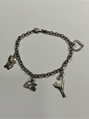 Sterling Silver Cat Lovers Charm Bracelet. 7.5 inches long
